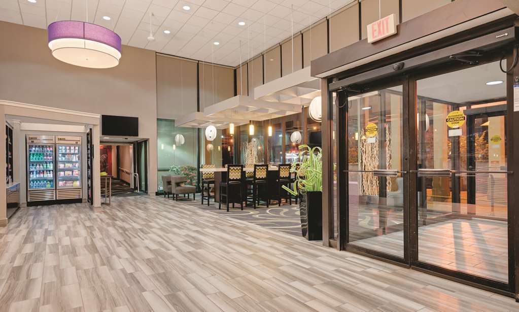 La Quinta By Wyndham Clifton/Rutherford Dalaman gambar